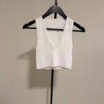 V Yaka Beyaz Crop Top