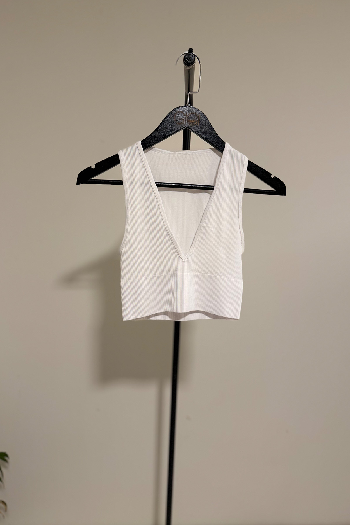 Beyaz Crop Top V Yaka Beyaz Crop Top - Görsel 1