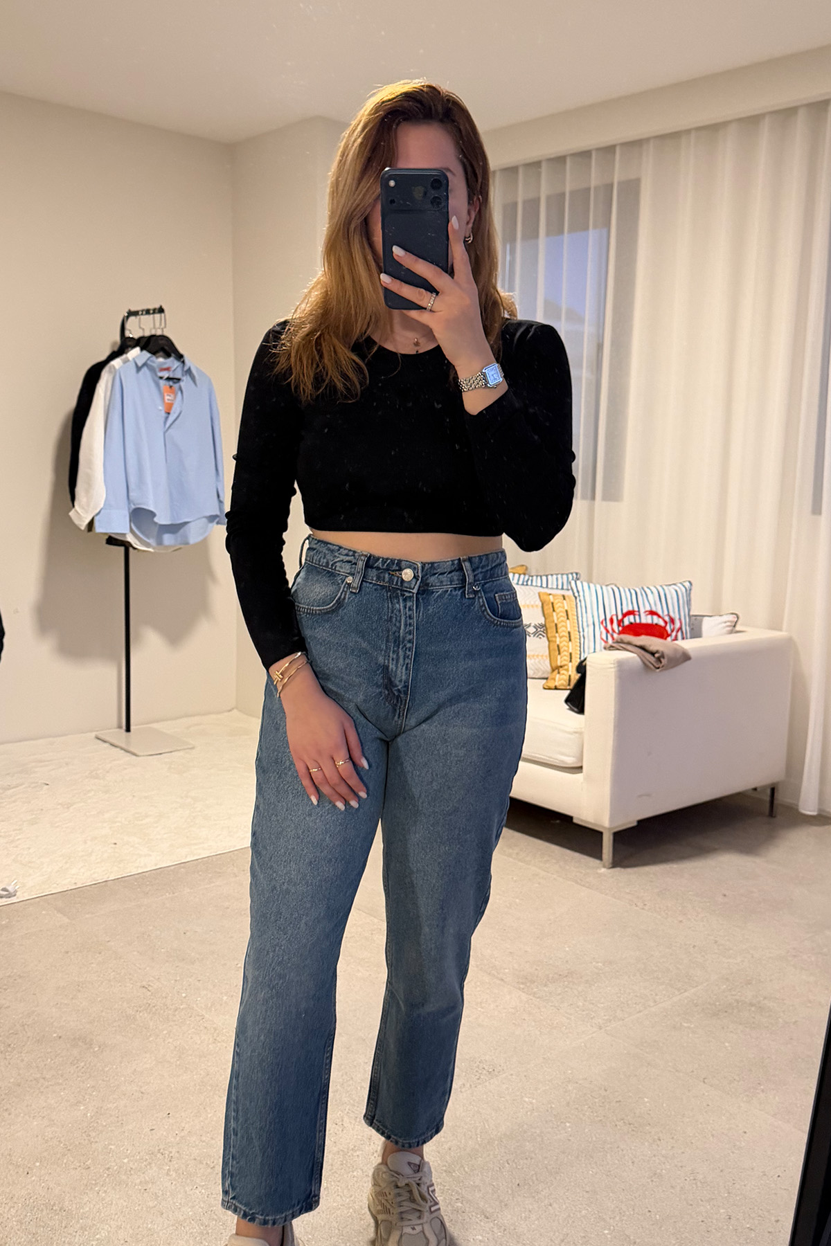 Siyah Kısa Bluz Siyah Kısa Bluz - Görsel 1