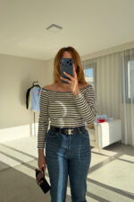 Kayık Yaka Beyaz Basic Çizgili Triko