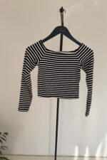 Kayık Yaka Siyah Basic Çizgili Triko - Görsel 2